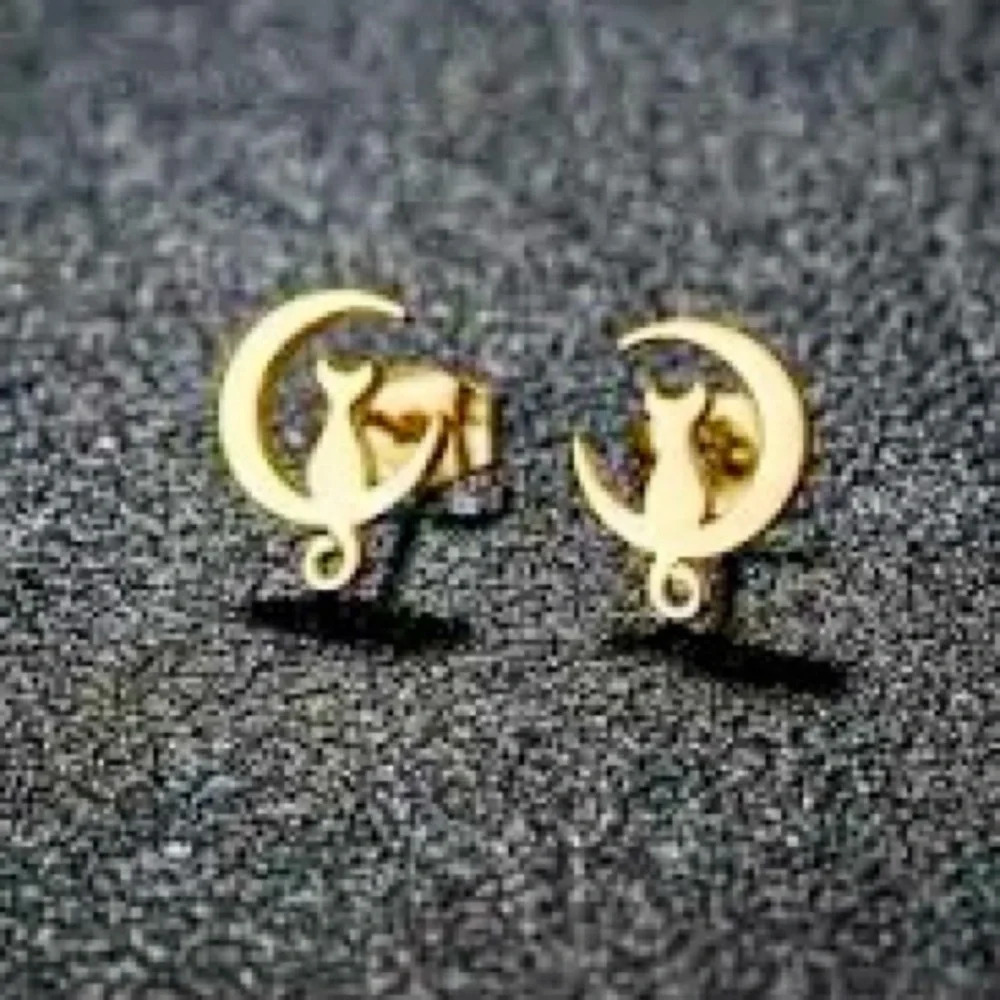 Stainless Steel Cat on Crescent Moon Stud Earrings | NEW Gold - Picture 1 of 7
